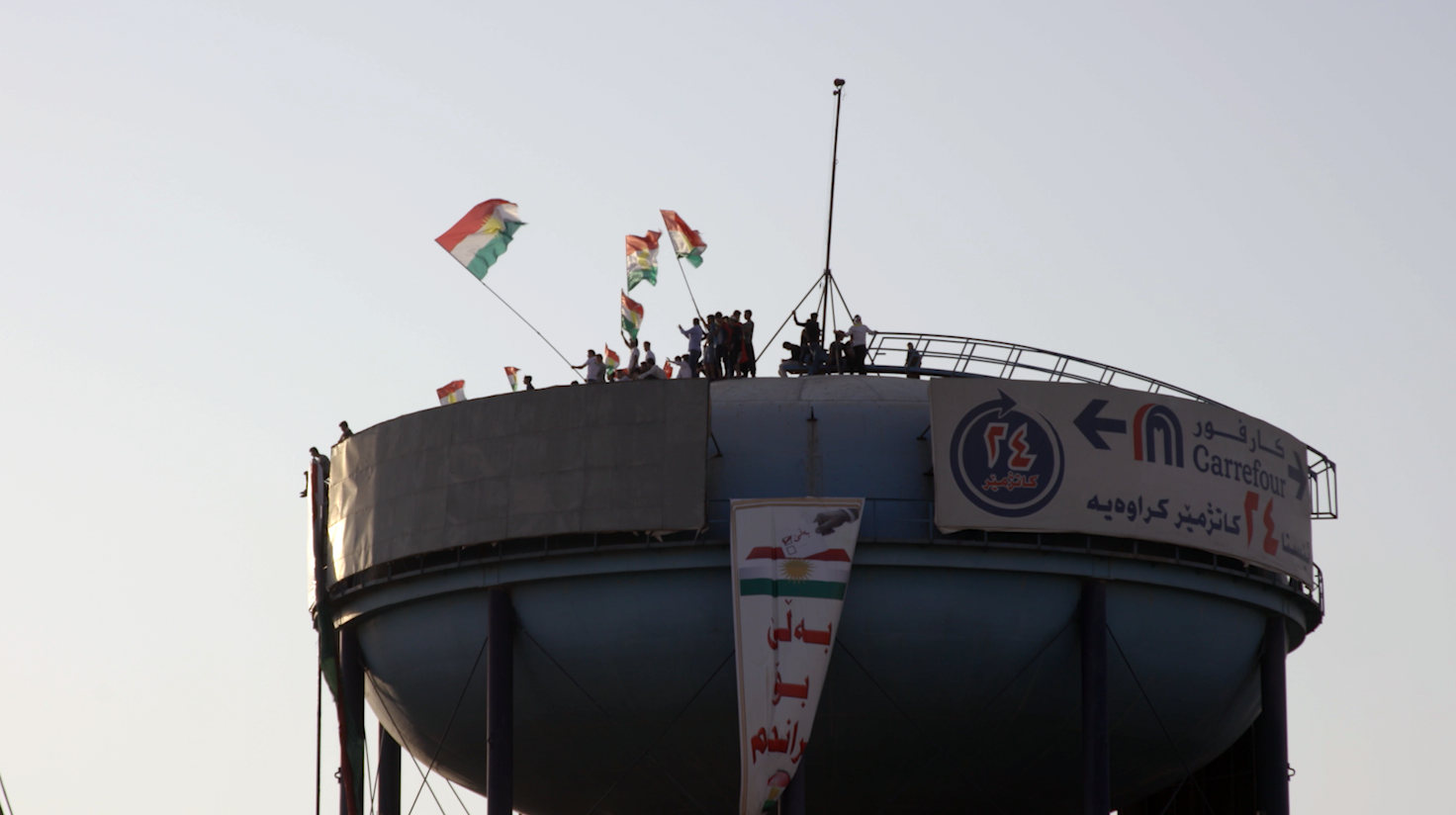 Photos Capture Gleeful Kurds Voting For Their Independence   Kurdish Flags And Banners Dominate The Skyline And Streets Across The Region 